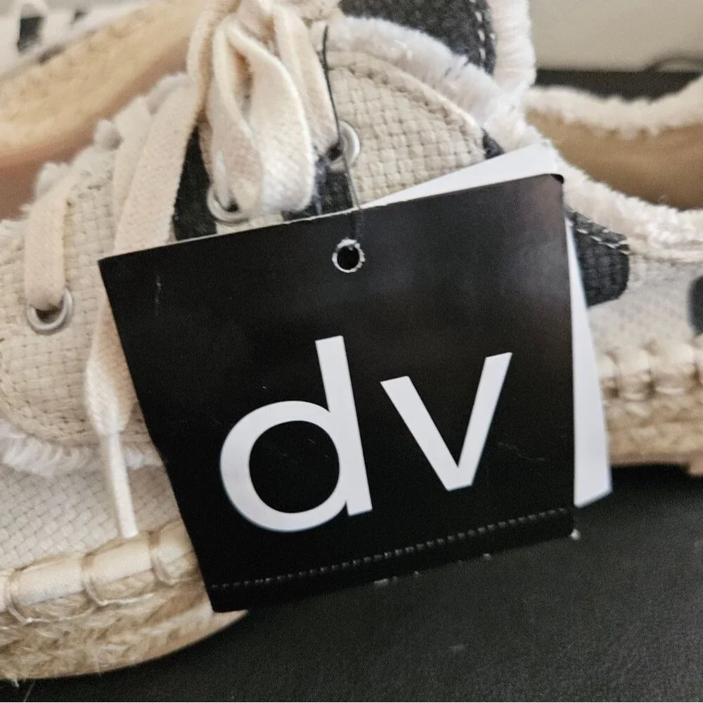 DV by Dolce Vita Roxie Black & Cream Platform Espadrille Sneakers Size 7.5